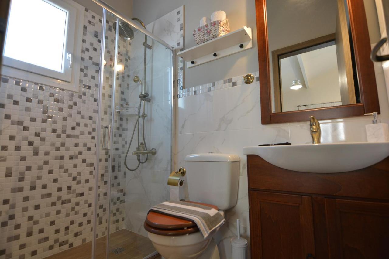 Olympia'S Apartments Artemida  Ngoại thất bức ảnh