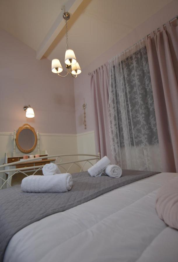 Olympia'S Apartments Artemida  Ngoại thất bức ảnh
