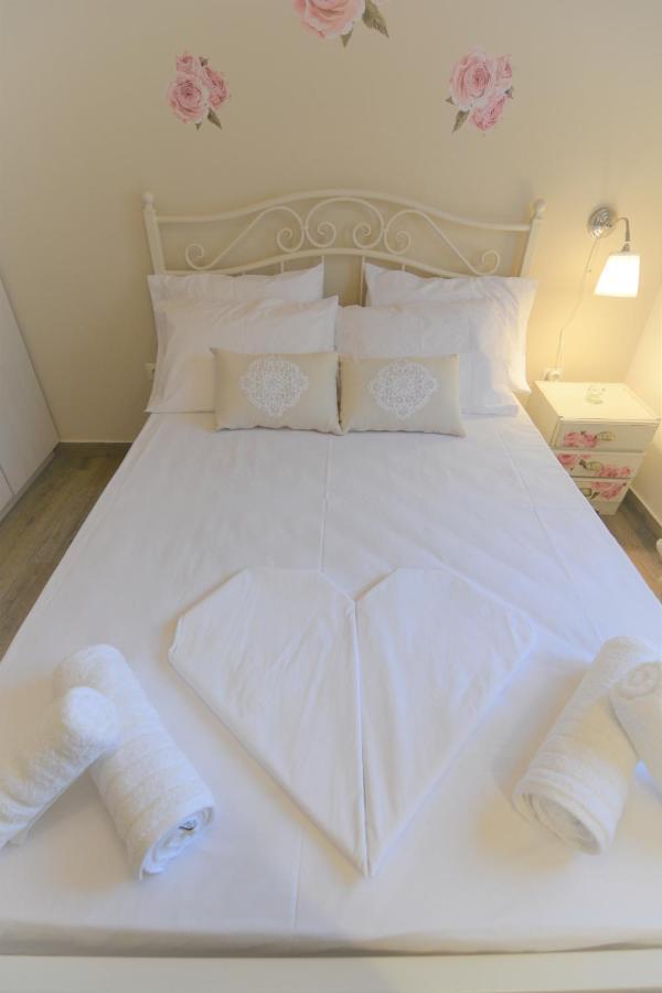 Olympia'S Apartments Artemida  Ngoại thất bức ảnh