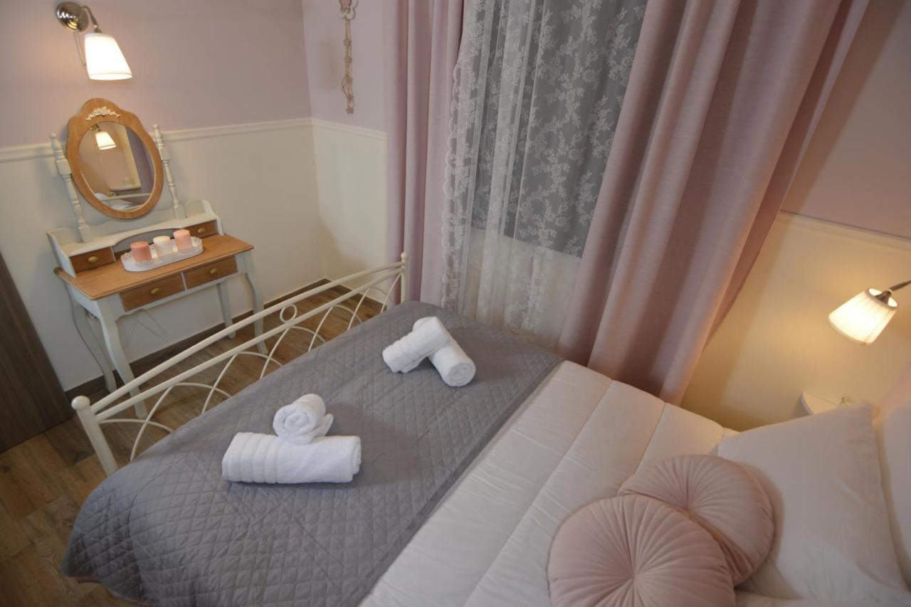 Olympia'S Apartments Artemida  Ngoại thất bức ảnh