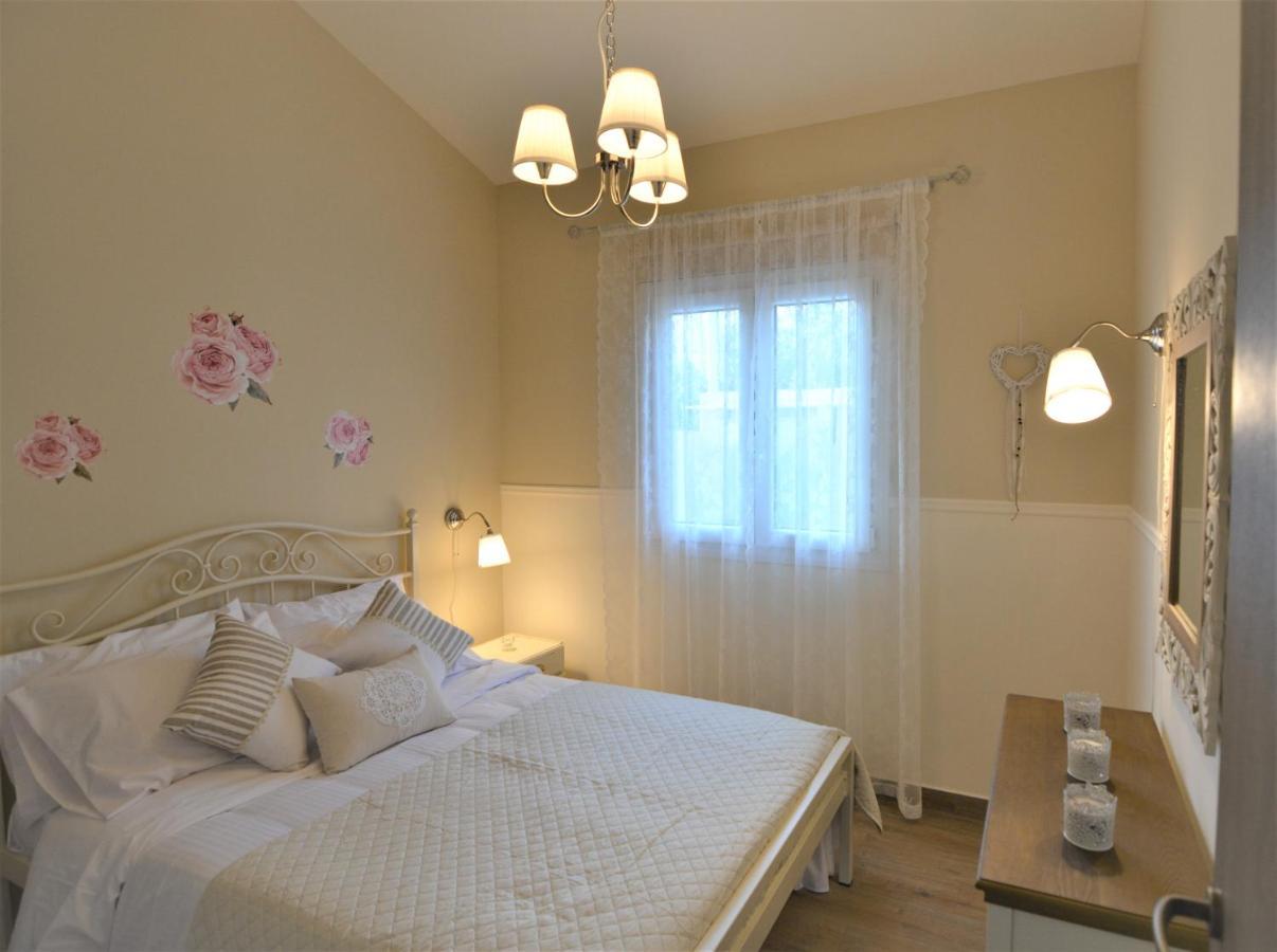 Olympia'S Apartments Artemida  Ngoại thất bức ảnh
