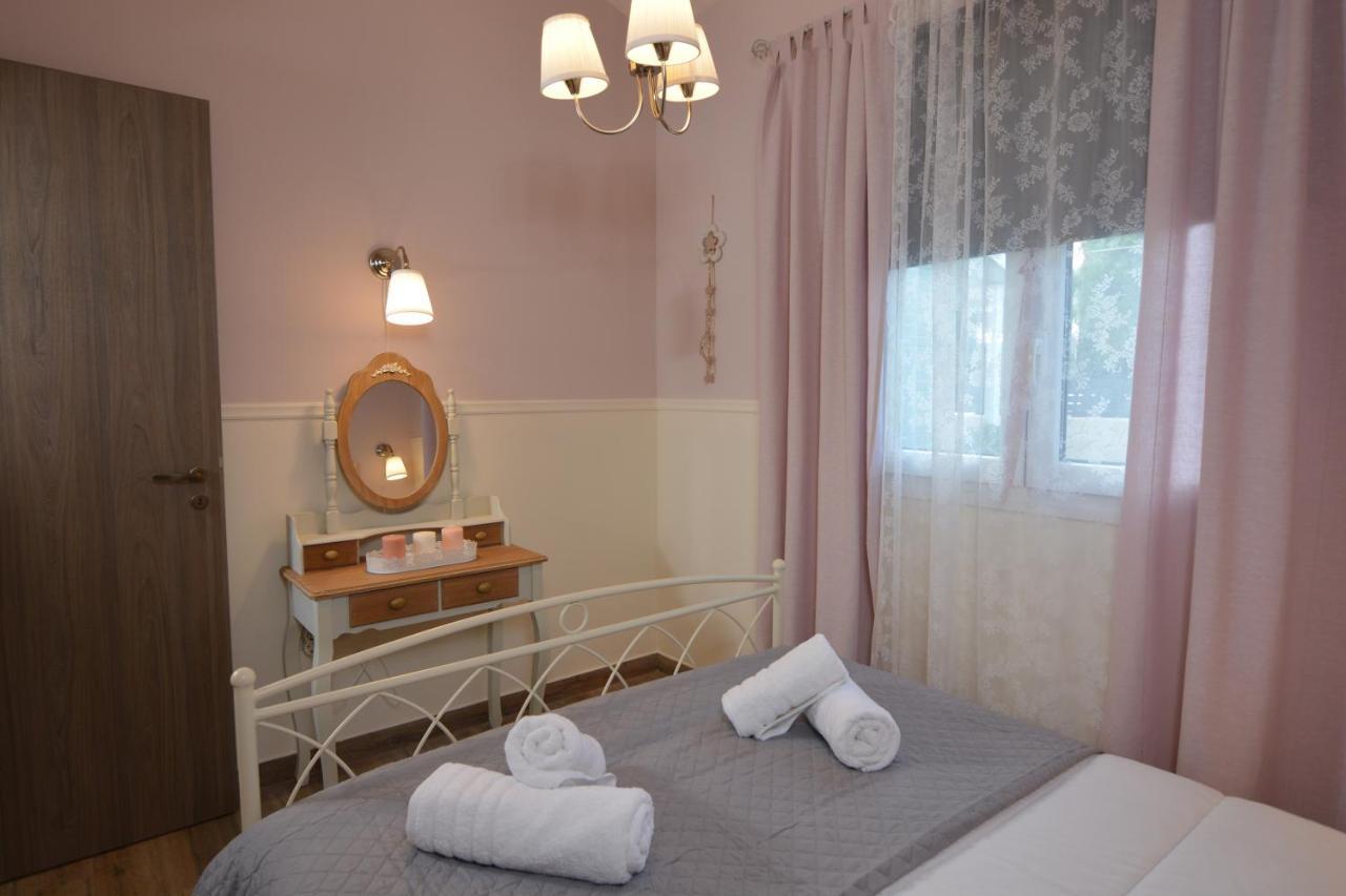 Olympia'S Apartments Artemida  Ngoại thất bức ảnh